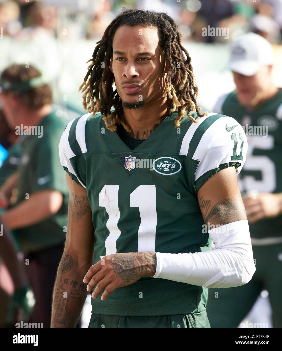 East Rutherford, New Jersey, USA. 7th Oct, 2018. New York Jets wide  receiver Robby Anderson (11) on the sideline during a NFL game between the  Denver Broncos and the New York Jets