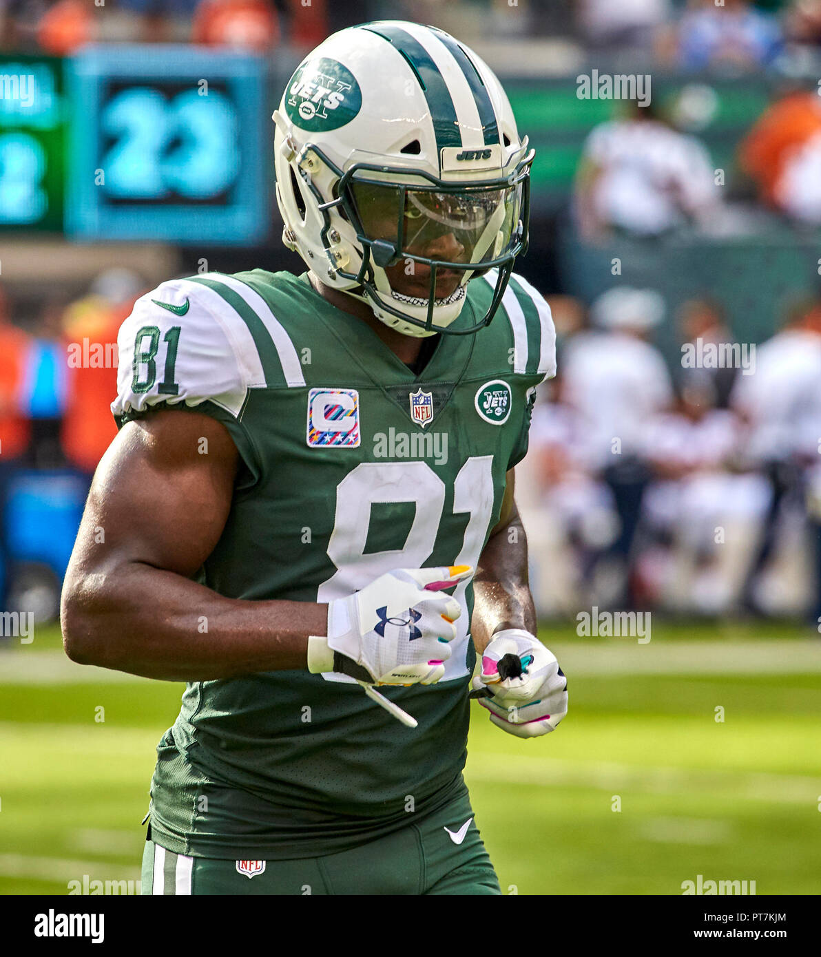 East Rutherford, New Jersey, USA. 7th Oct, 2018. New York Jets wide  receiver Quincy Enunwa (81) during a NFL game between the Denver Broncos  and the New York Jets at MetLife Stadium