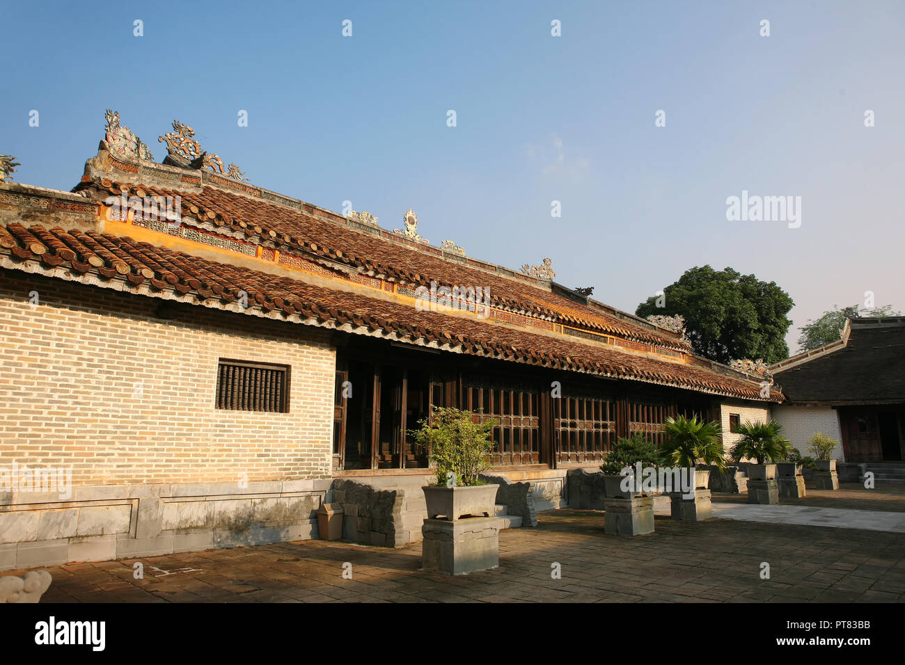 Hoa Khiem palace and the rear courtyard, Tu Duc mausoleum, Hue, Viet Nam Stock Photo