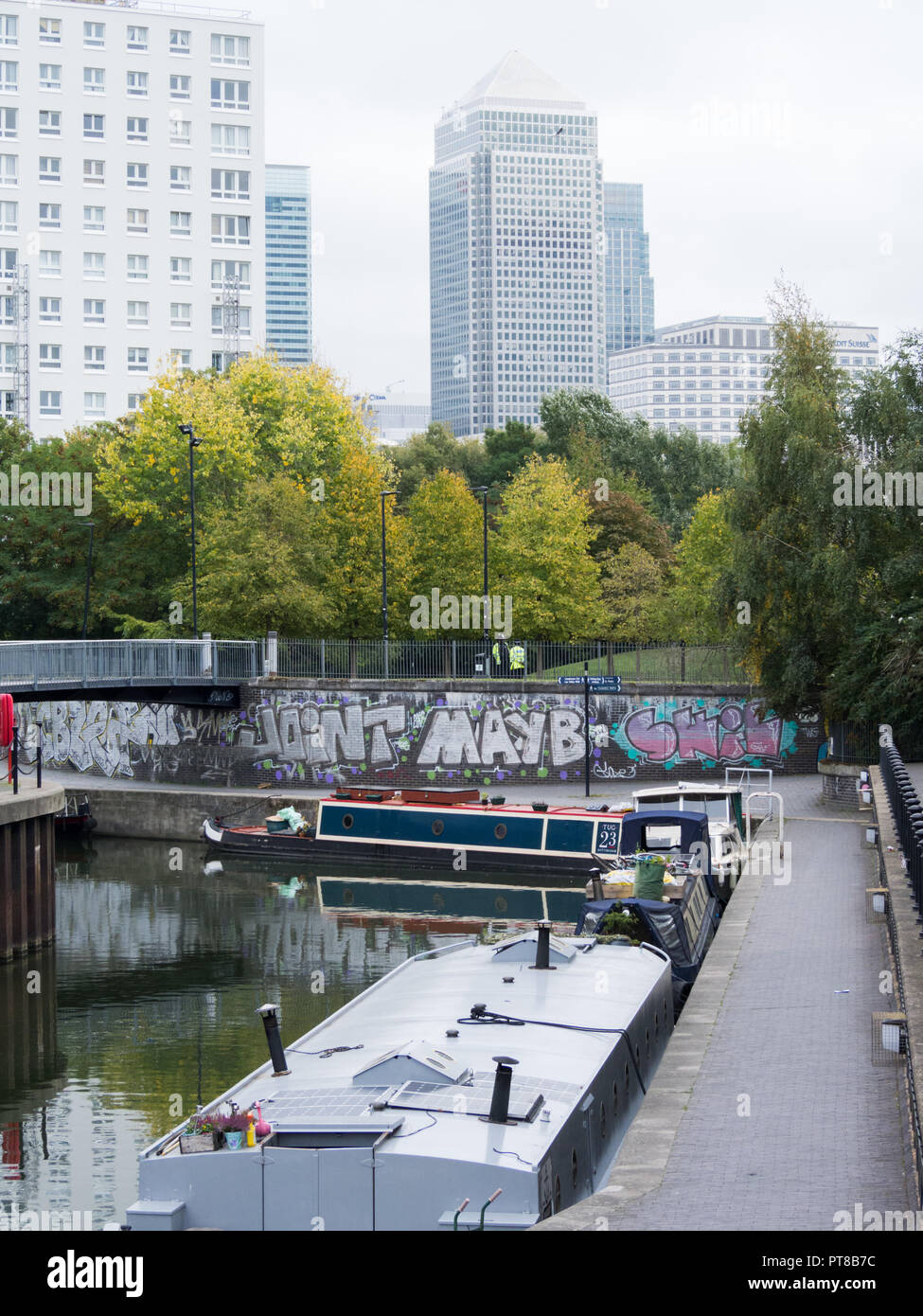 Limehouse Cut, Poplar, East London Stock Photo Alamy