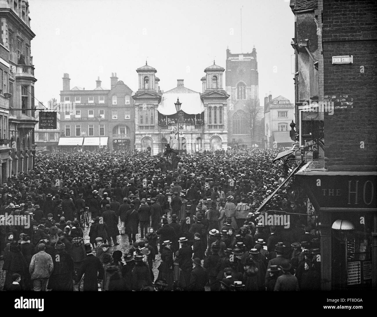 Kingston-Upon-Thames near London in 1901. Proclamation of King Edward VII in the town square before a large crowd. Stock Photo