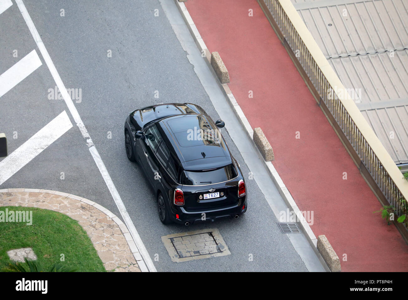 Monte-Carlo, Monaco - October 5 2018 : Aerial View Of A Beautiful Black MINI Cooper S Countryman ALL4â€Ž (Top View) Driving On The Boulevard Du Larvot Stock Photo