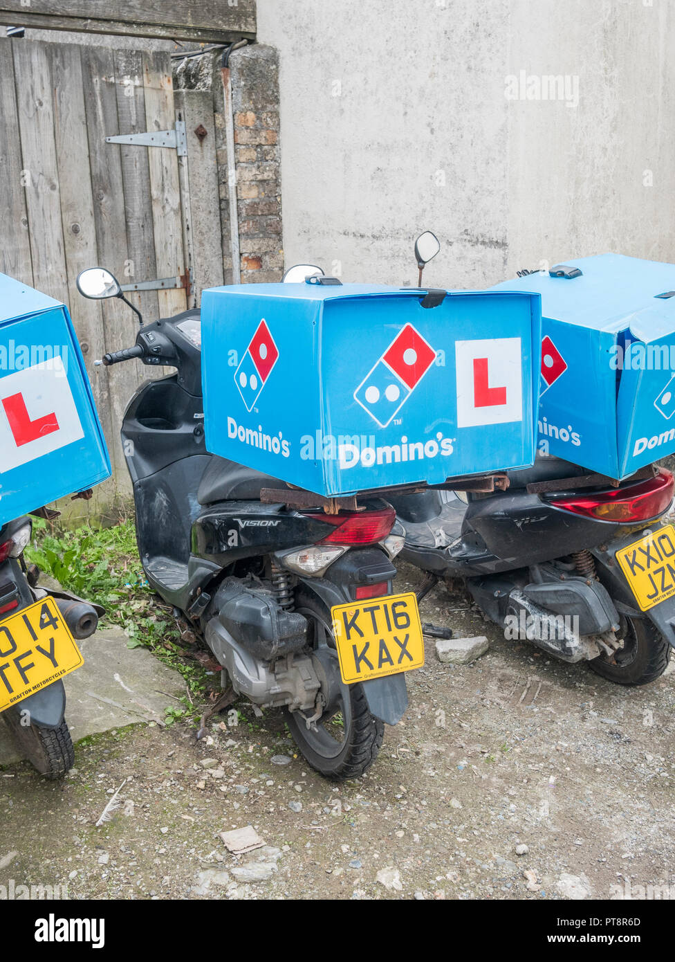 Dominos pizza delivery bike hi-res stock photography and images - Alamy