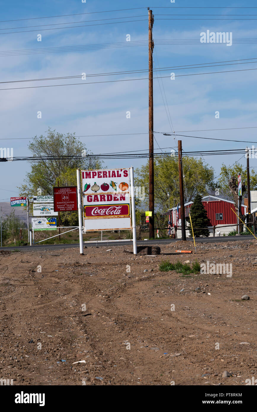 Imperial's Garden Farm Market sign in Yakima, Washington Stock Photo