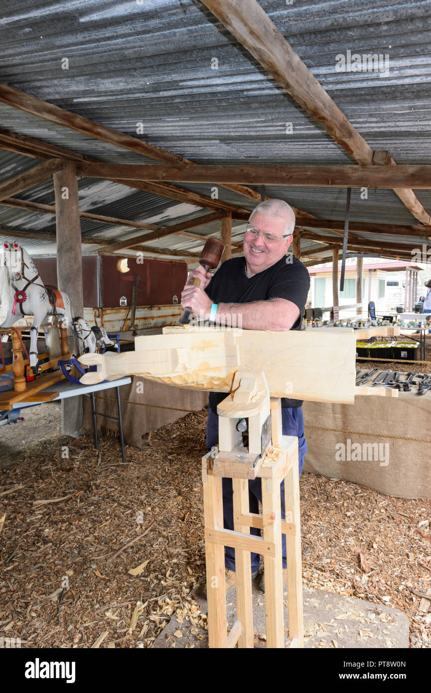 Australian wood carving hires stock photography and images Alamy