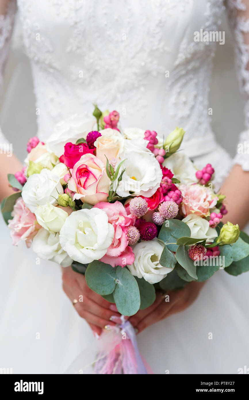 wedding bouquet of flowers Stock Photo - Alamy