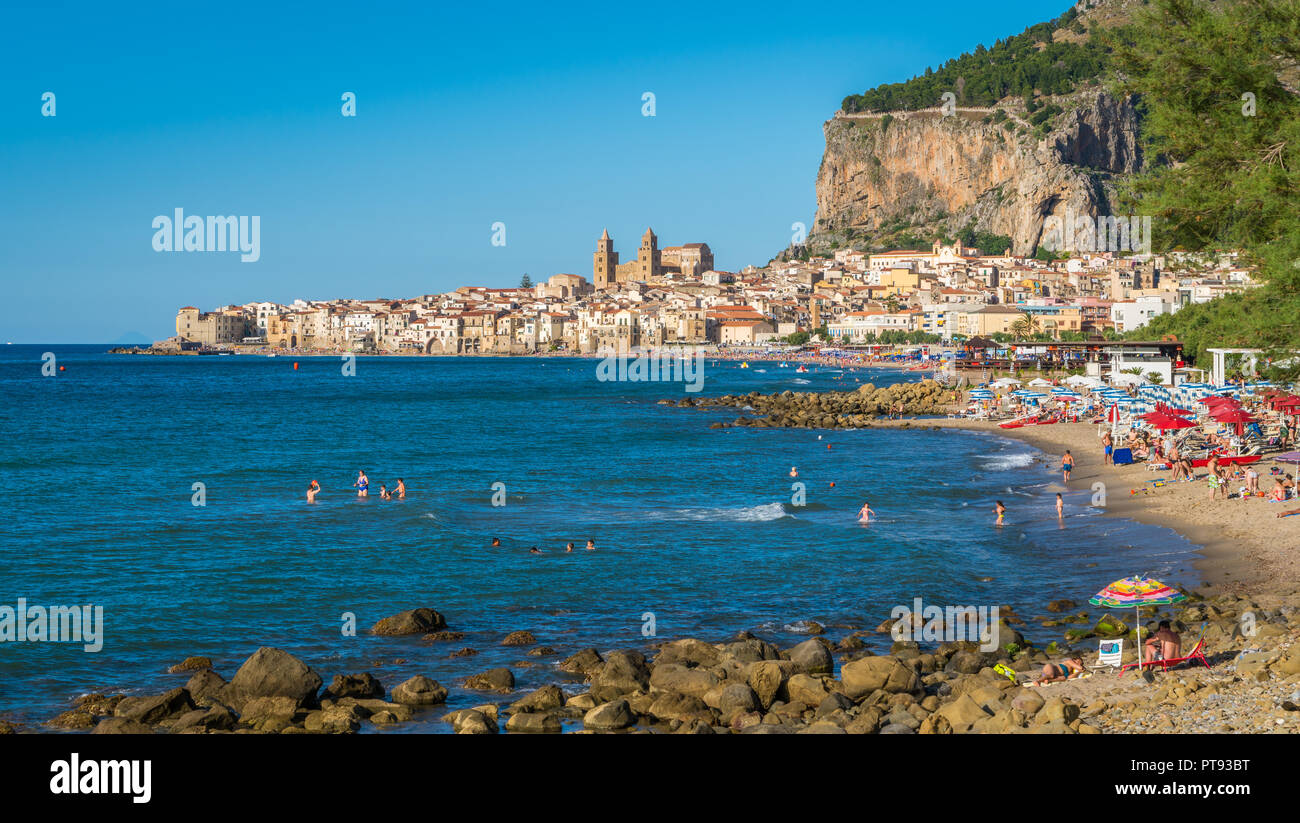 Panoramic view of Cefalù in the summer. Sicily (Sicilia), southern Italy. Stock Photo