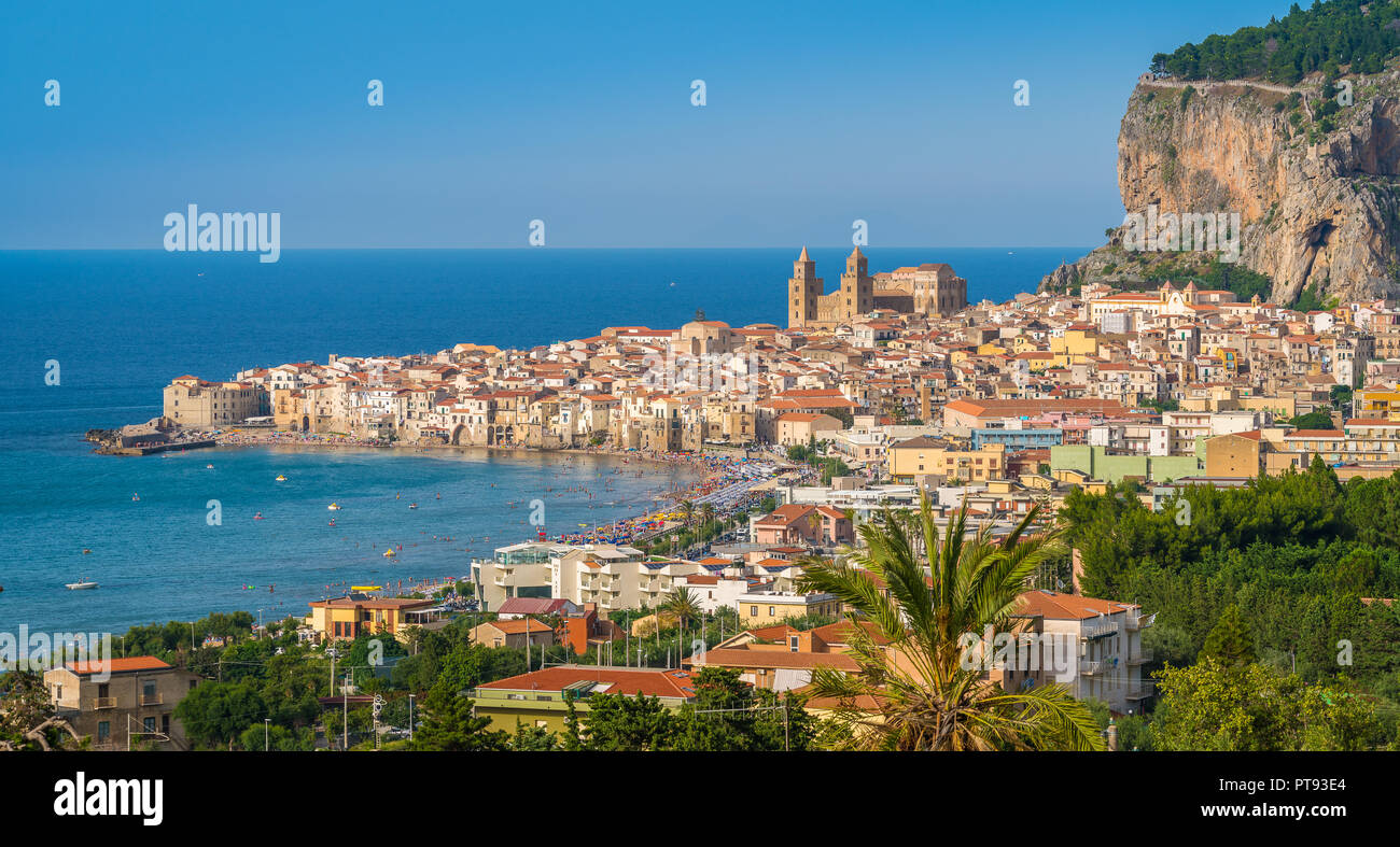 Panoramic view of Cefalù in the summer. Sicily (Sicilia), southern Italy. Stock Photo