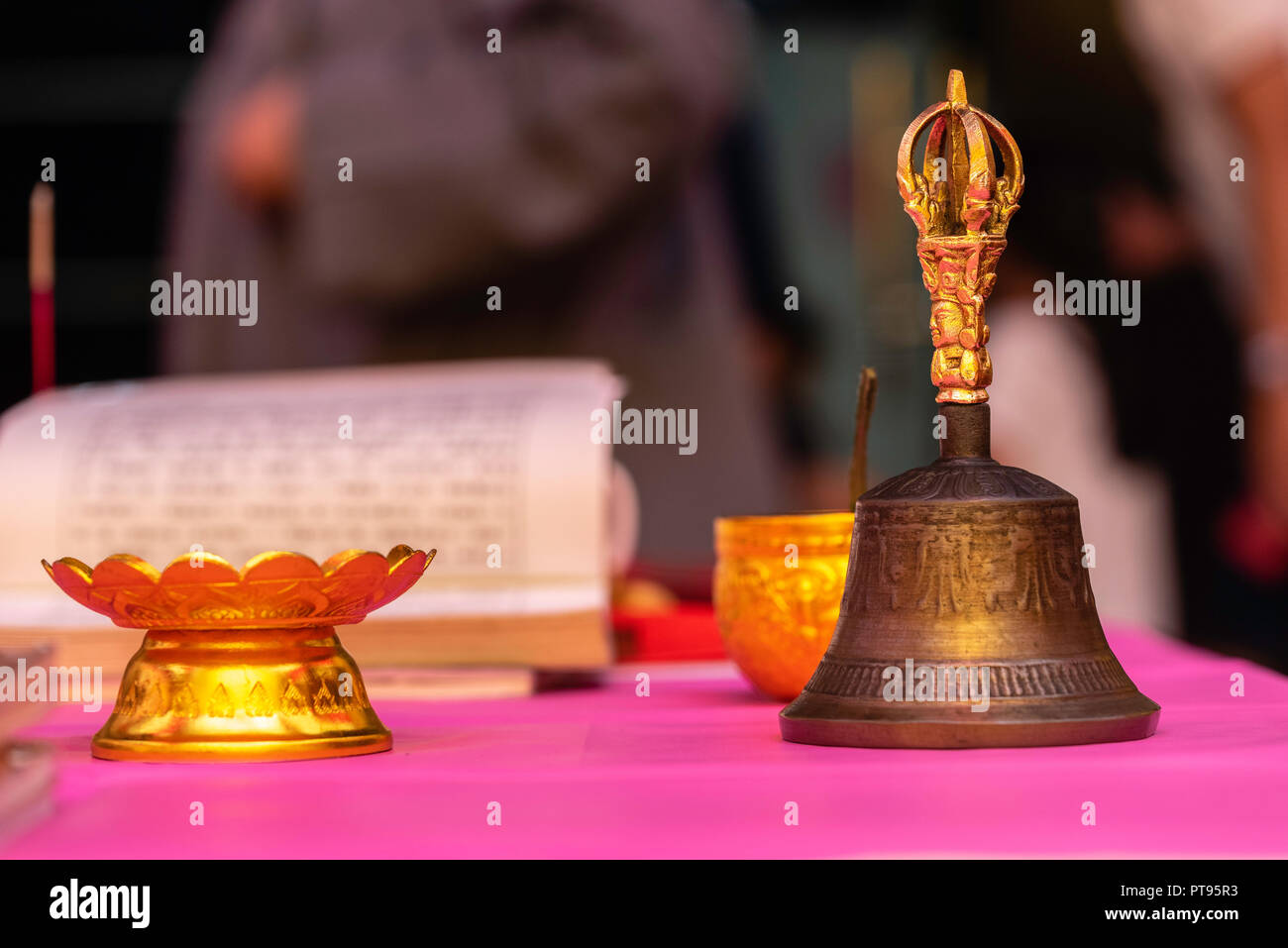 Chinese praying items hires stock photography and images Alamy