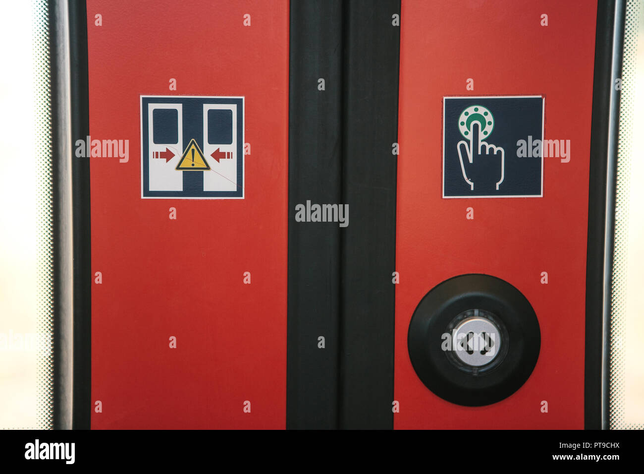 Train door button hi-res stock photography and images - Alamy