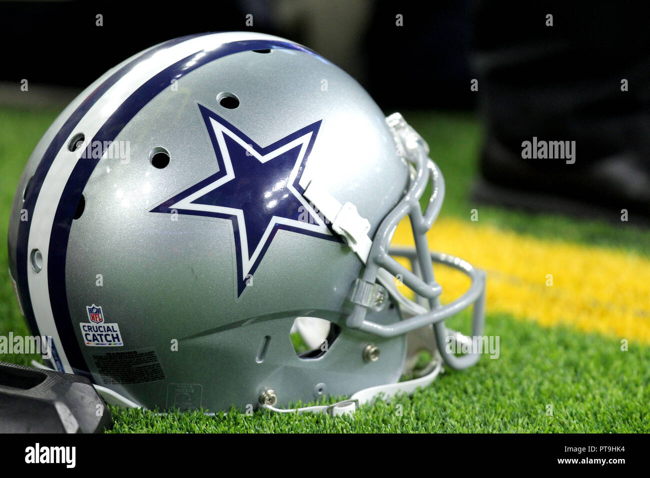 Dallas Cowboys Helmet High Resolution Stock Photography And Images Alamy