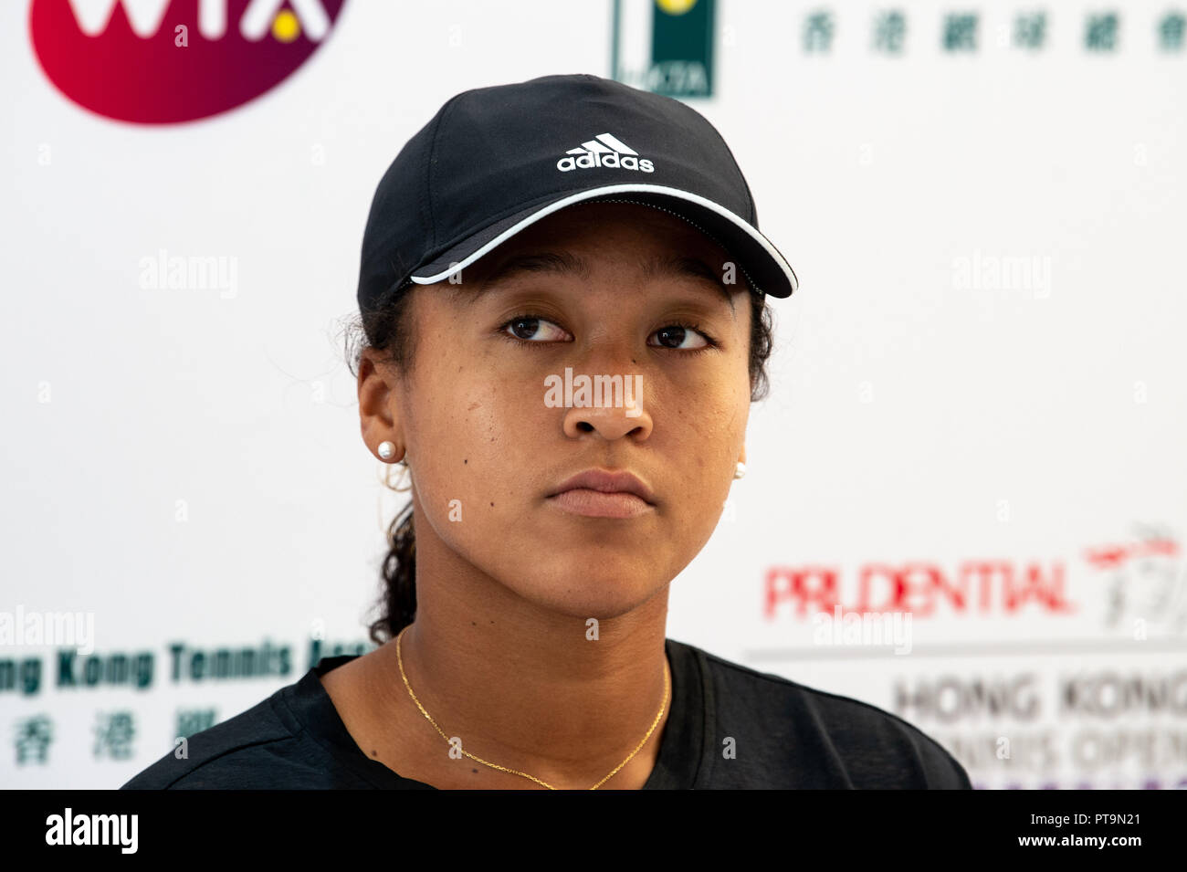 Naomi russell hi res stock photography and images Alamy