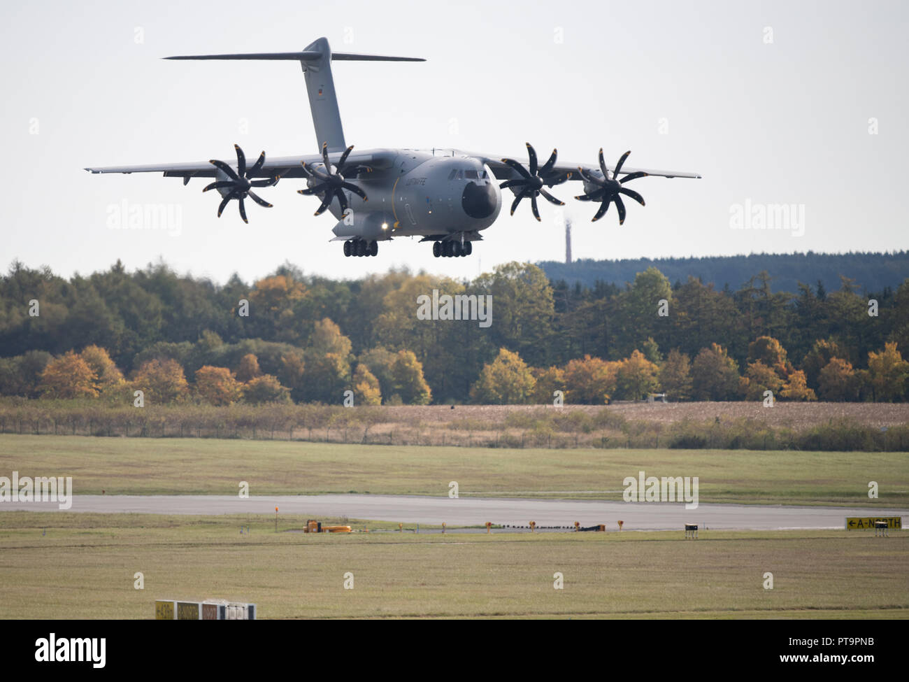 08 October 2018, MecklenburgWestern Pomerania, Laage An A400M of the