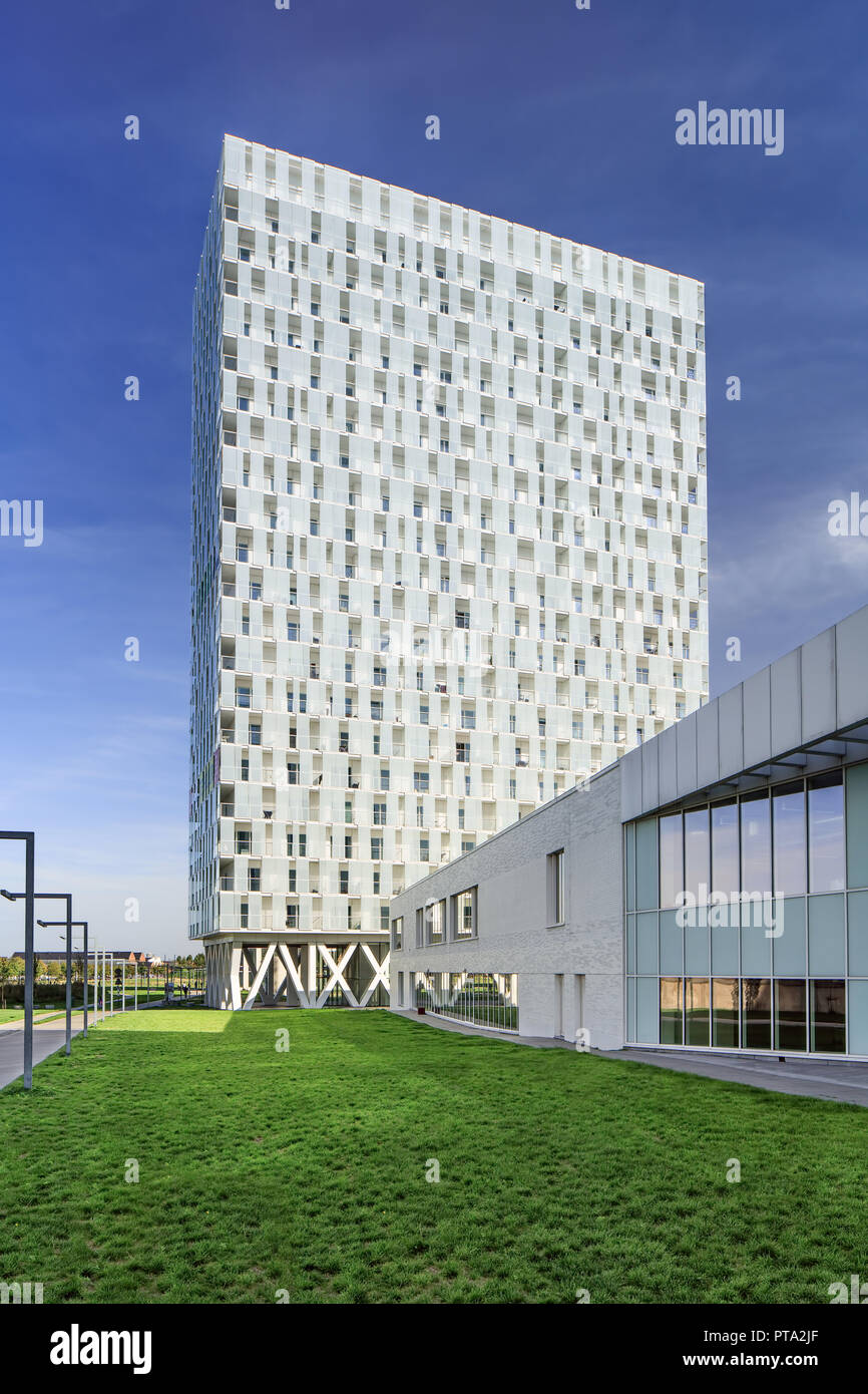 Beautiful view of Top Floor Apartment Luxurious Living