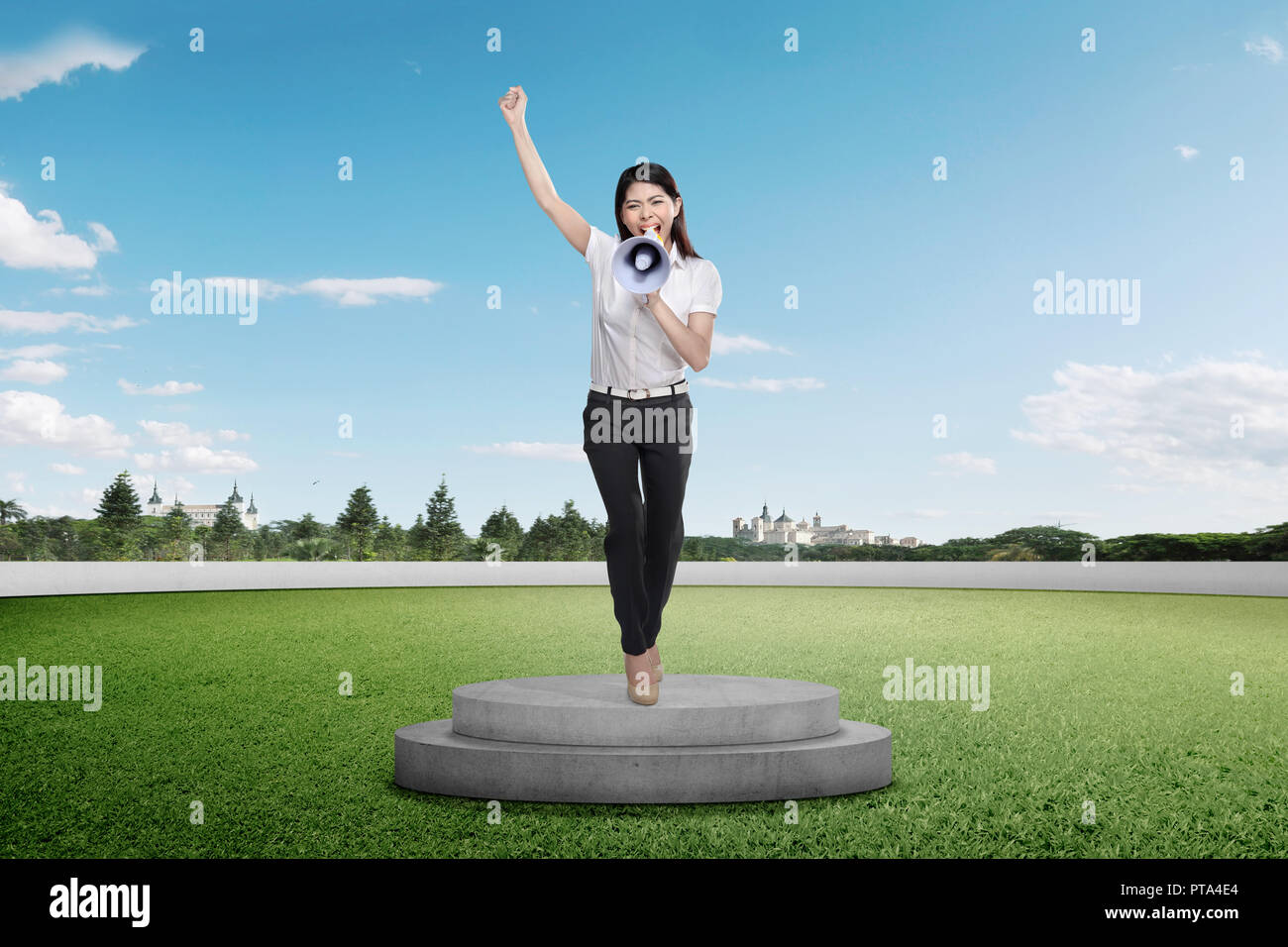 Female Giving Speech Podium Hi res Stock Photography And Images Alamy female-giving-speech-podium-hi-res-stock-photography-and-images-alamy