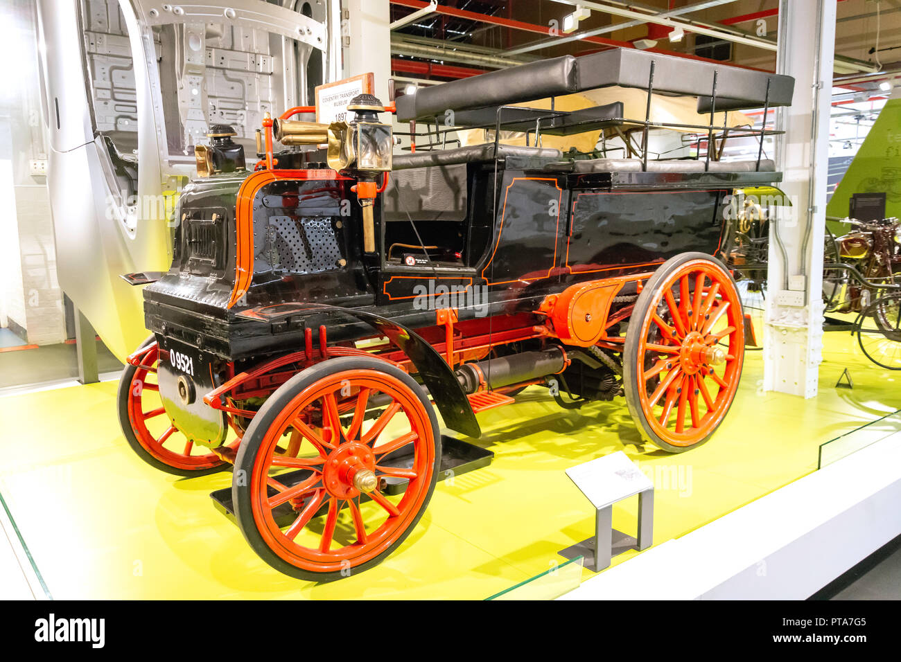 1897 Daimler Wagonette, Coventry Transport Museum, Millennium Place, Coventry, West Midlands, England, United Kingdom Stock Photo