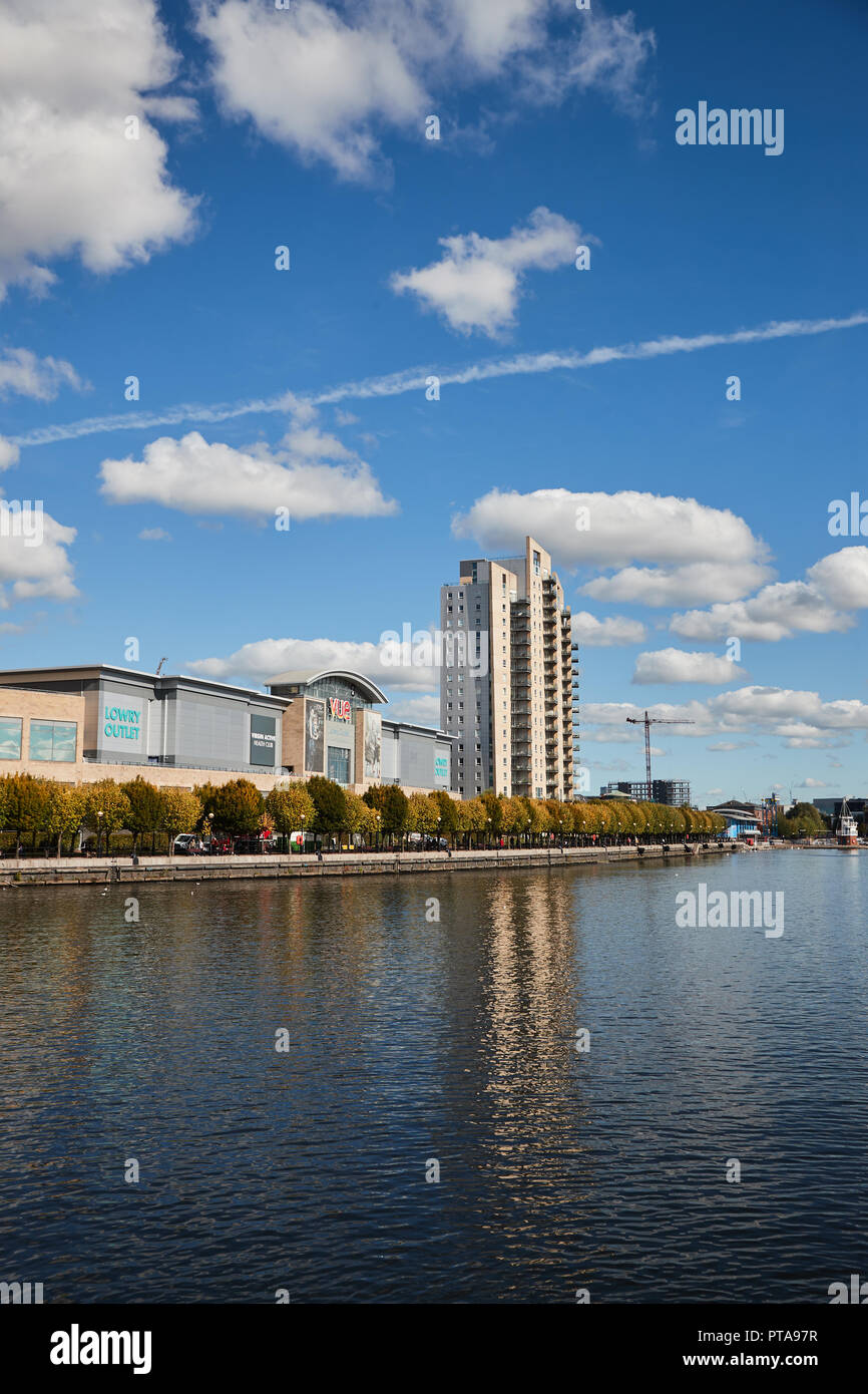 A view of the Lowry Outlet Mall, Vue Cinema, Block of Flats, Salford Quays, Greater Manchester, UK Stock Photo