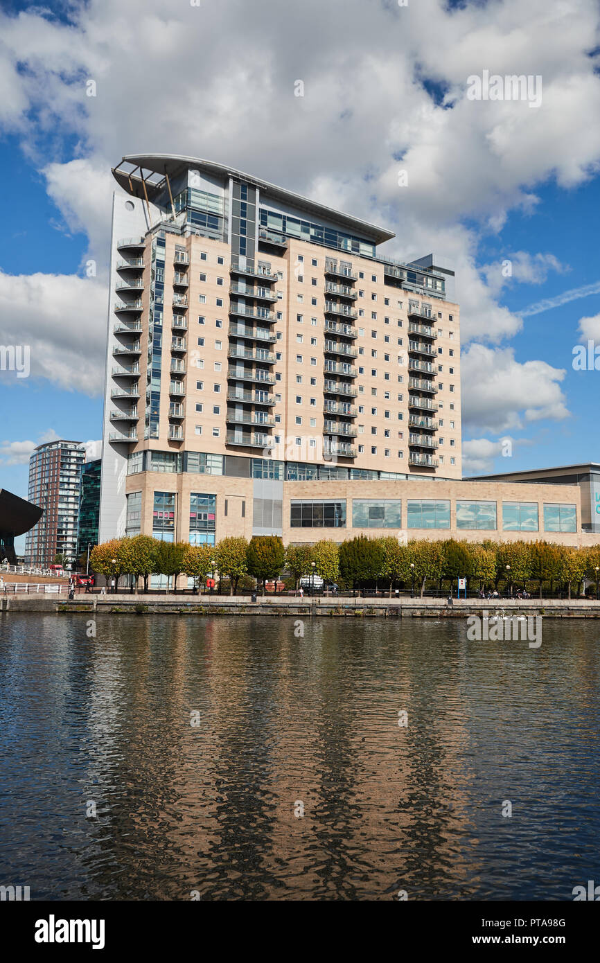 A view of the Lowry Outlet Mall, Vue Cinema, Block of Flats, Salford