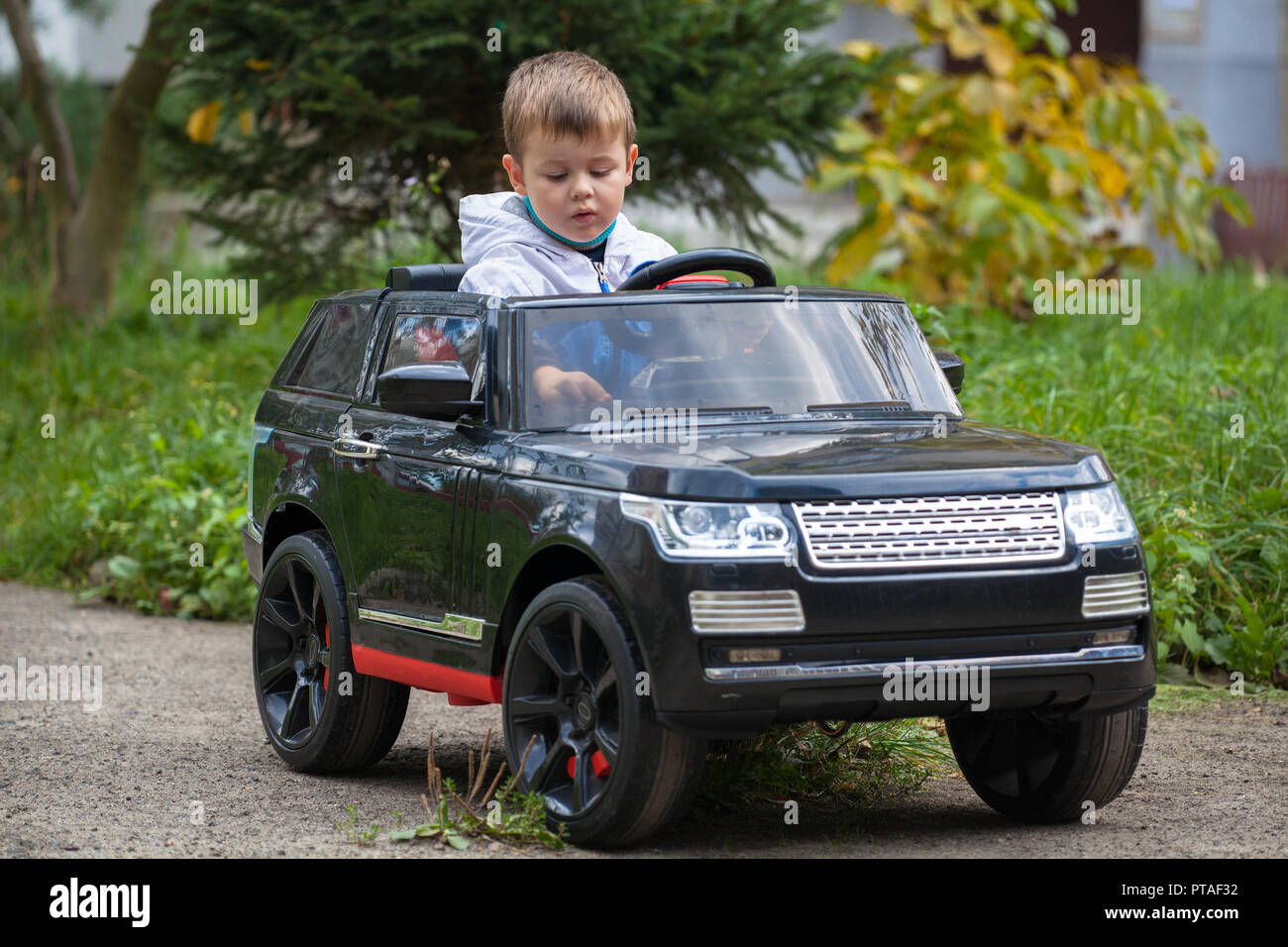 boys electric car