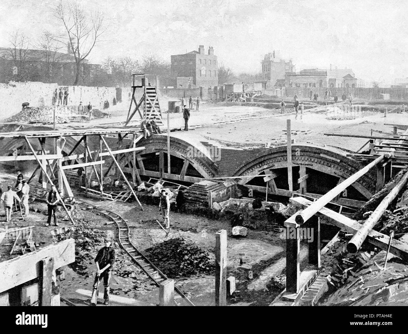 Construction of London Underground early 1900s Stock Photo Alamy