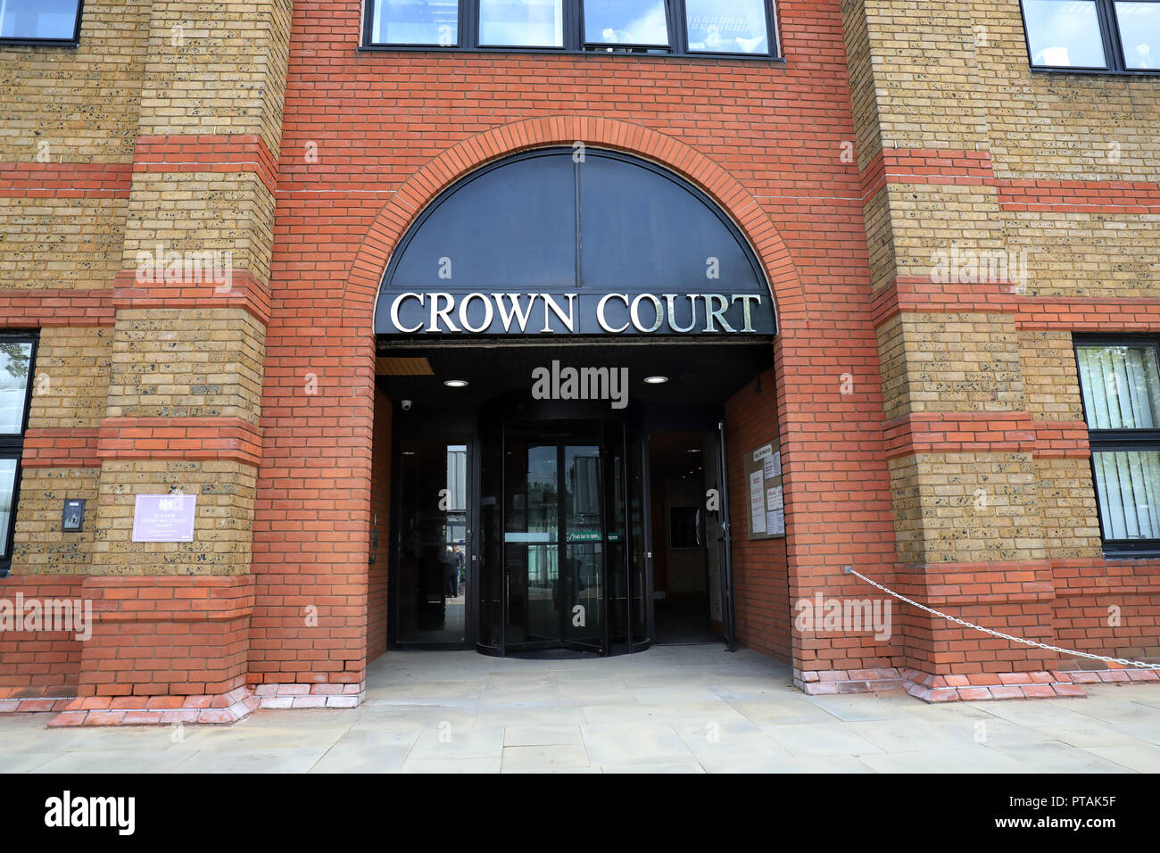 St Albans Crown Court picture by Gavin Rodgers/ Pixel8000 Stock Photo