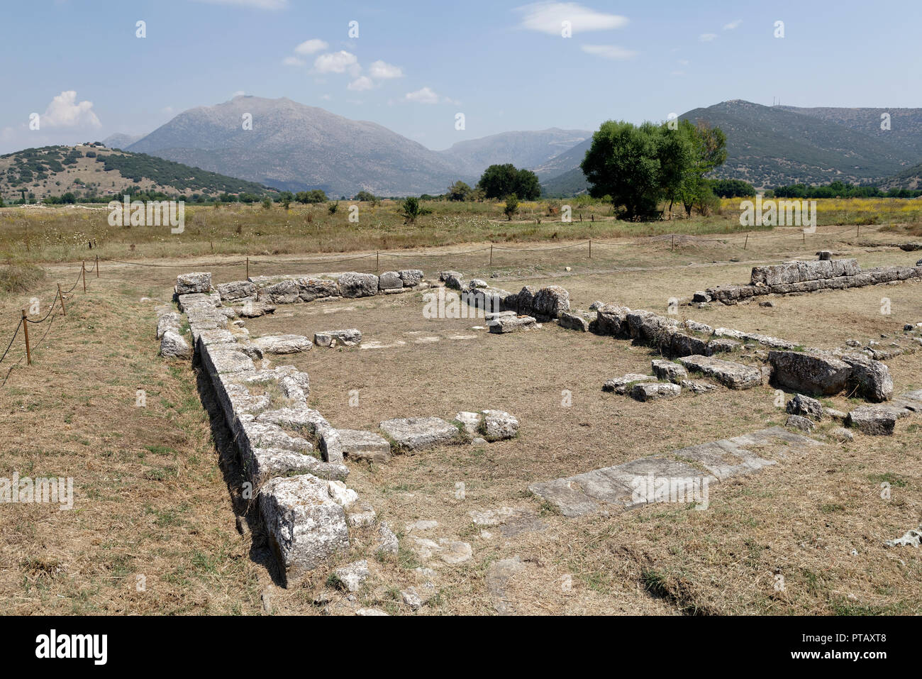 Boule ancient greece hi-res stock photography and images - Alamy