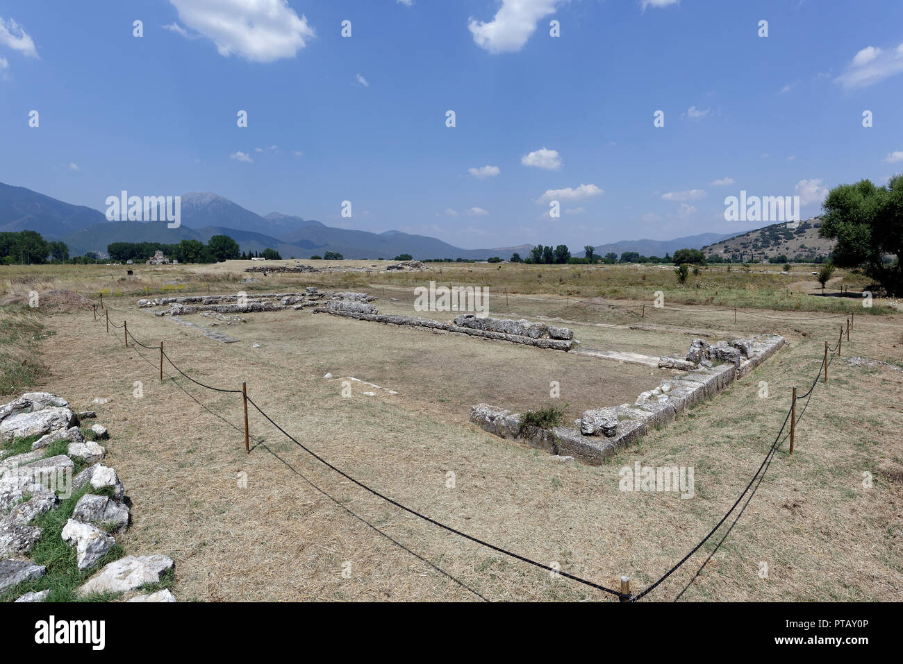 Boule ancient greece hi-res stock photography and images - Alamy