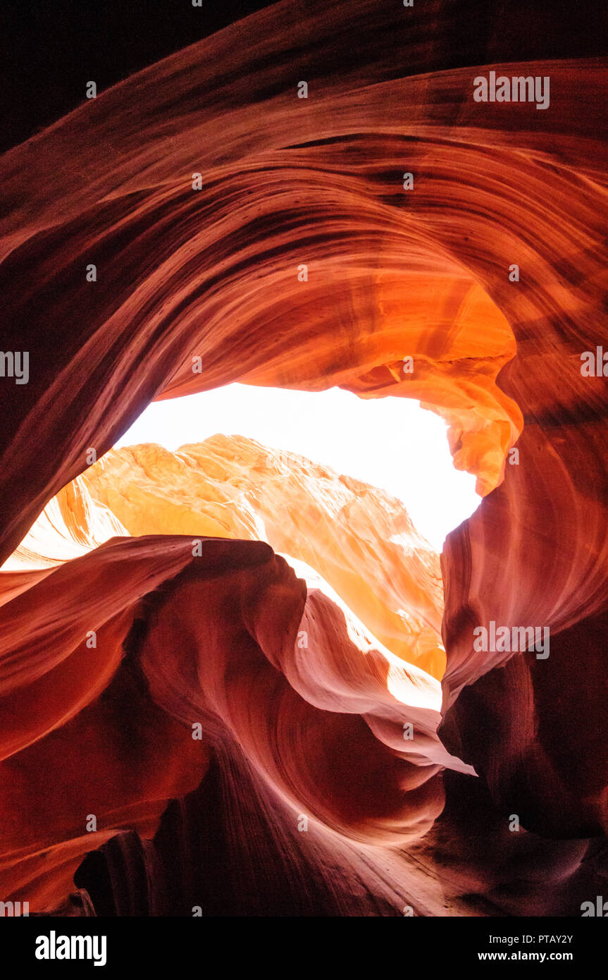 The interior of the narrow walls of the winding Antelope Canyon in ...