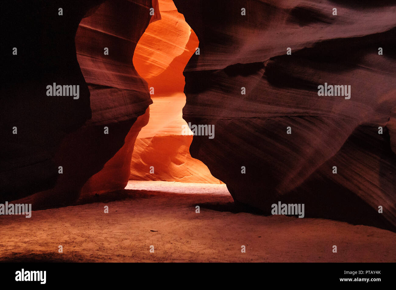 The interior of the narrow walls of the winding Antelope Canyon in ...