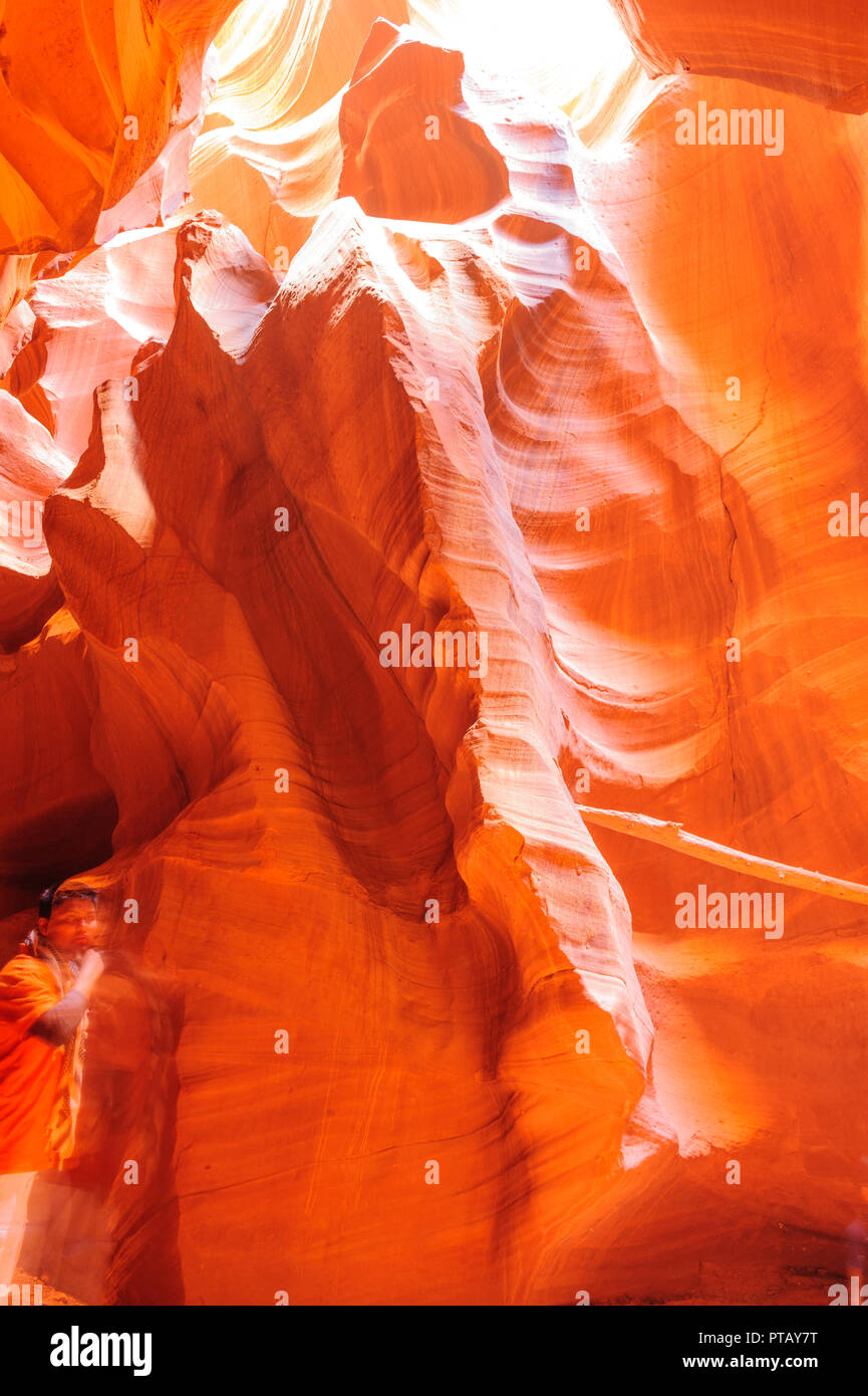 The interior of the narrow walls of the winding Antelope Canyon in ...