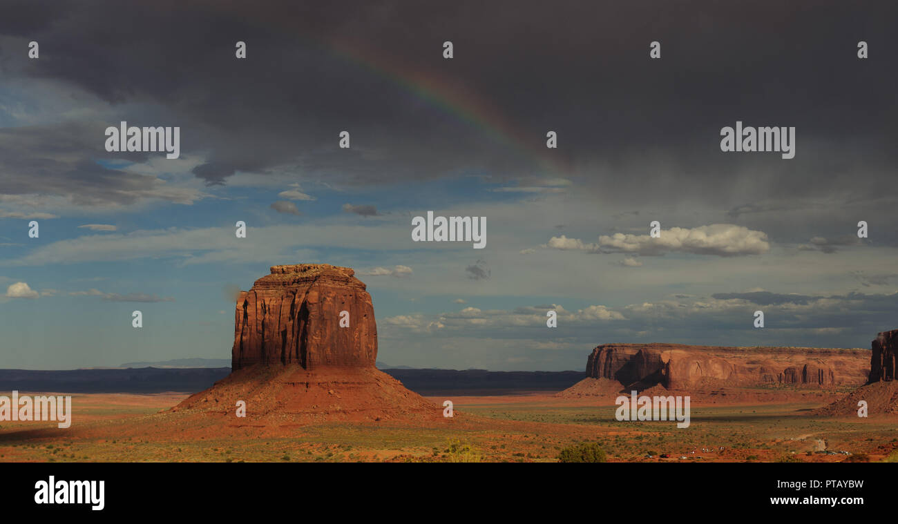 Rainbow over monument valley hi-res stock photography and images - Alamy