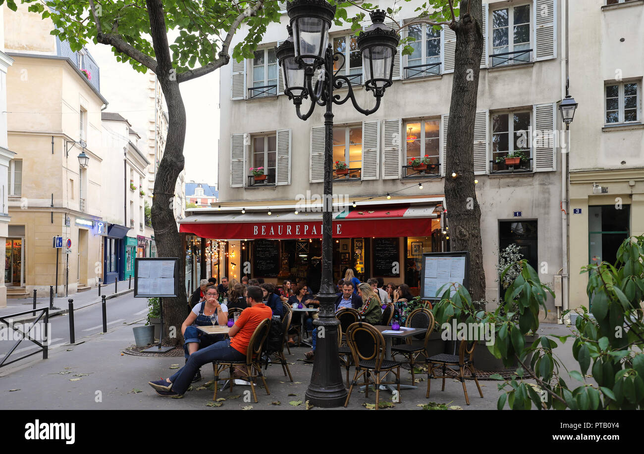 Beaurepaire is a typical Parisian restaurant located near Notre Dame ...