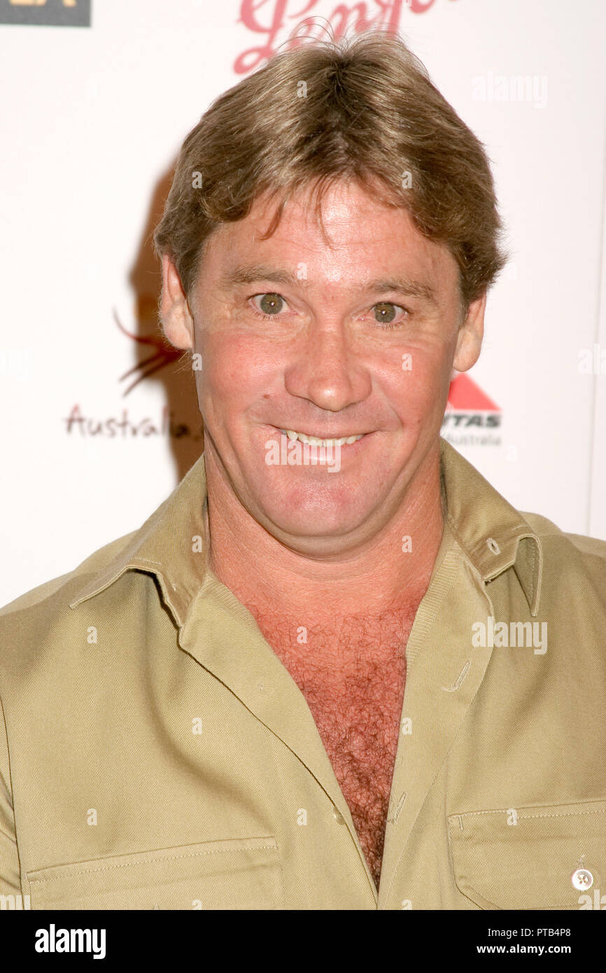 Steve irwin hires stock photography and images Alamy