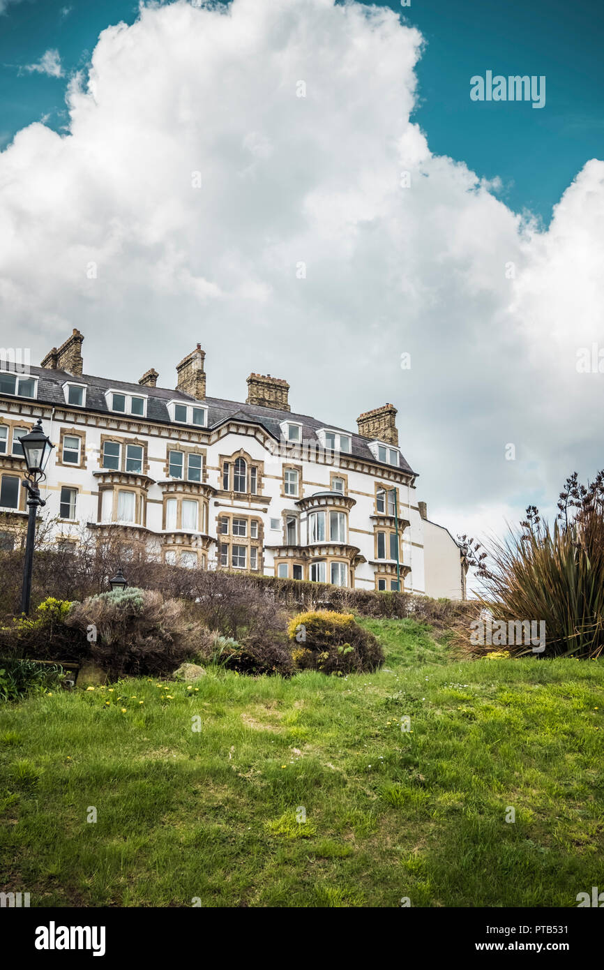 Large victorian houses hires stock photography and images Alamy