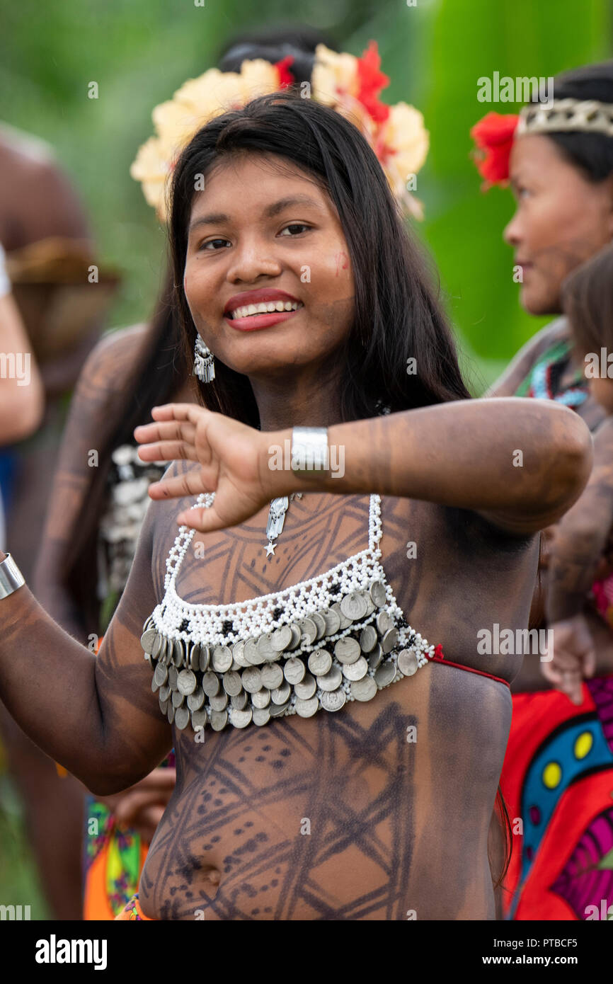 Central America, Panama, Gatun Lake. Embera Indian village. Stock Photo