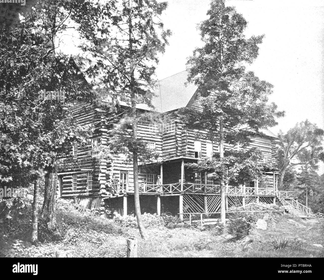 Cabin Lake Black And White Stock Photos Images Alamy