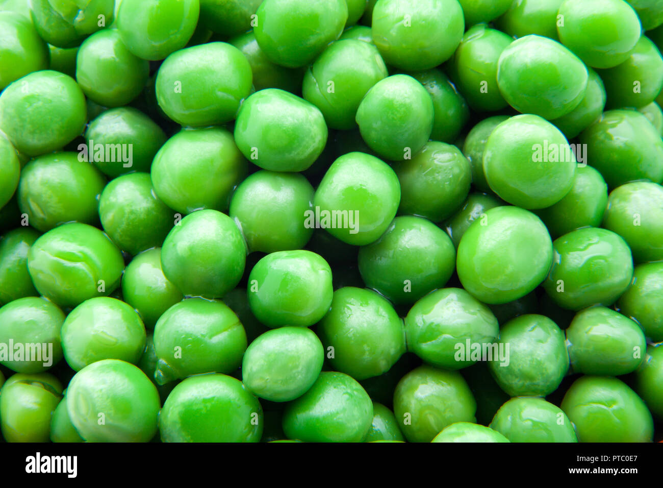 fresh green peas ready to eat Stock Photo