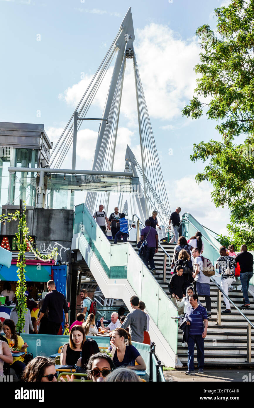 Golden Jubilee Bridges in London City Centre - Tours and Activities