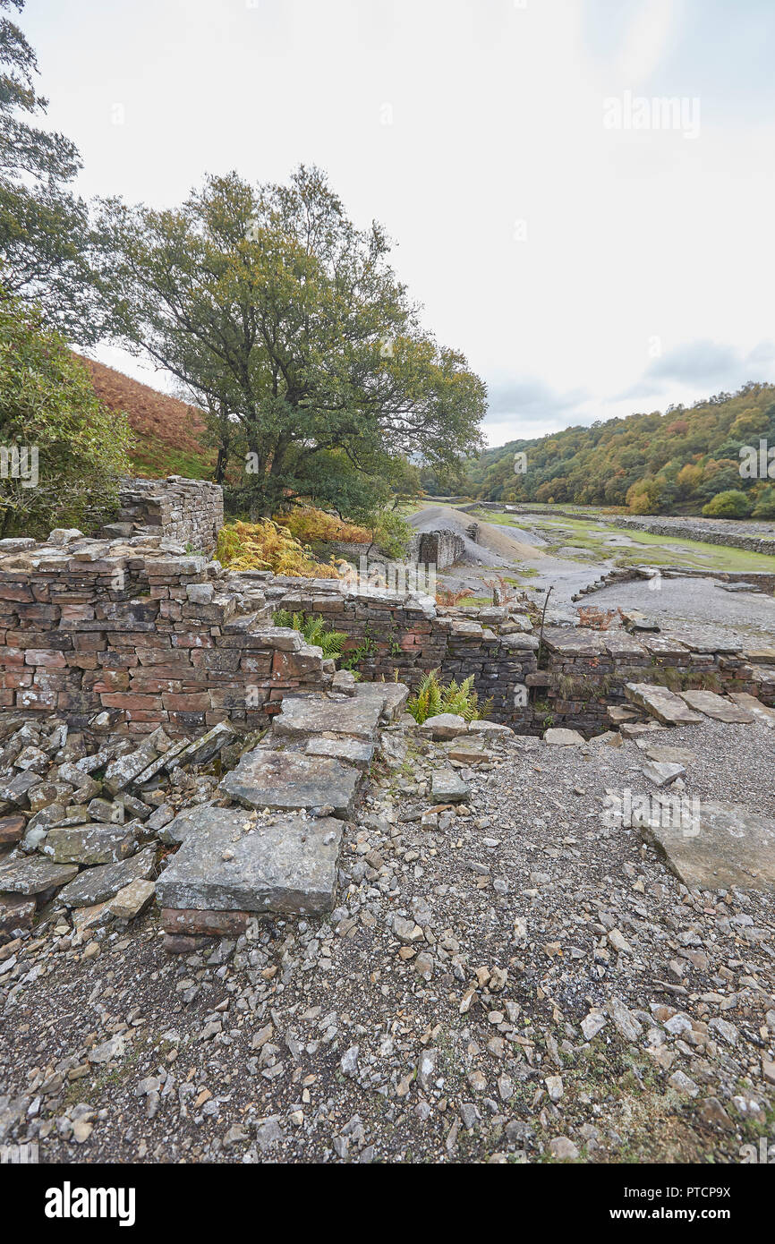 Remains of the once thriving lead mining industry, Gunnerside Gill, Swaledale, Yorkshire Dales, UK. Sir Francis Dressing Floor. Stock Photo