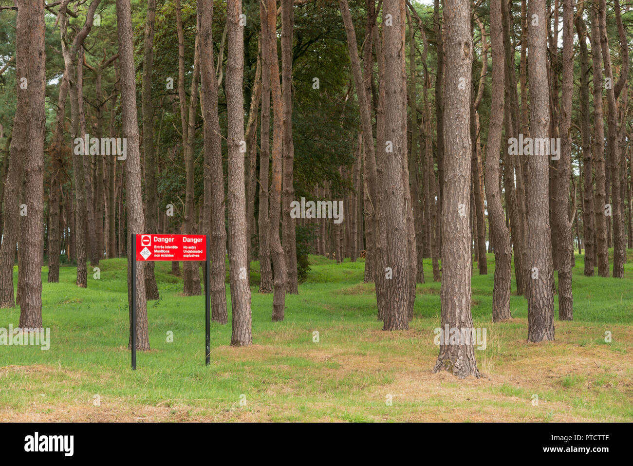 No entry warning sign outside hi-res stock photography and images - Alamy