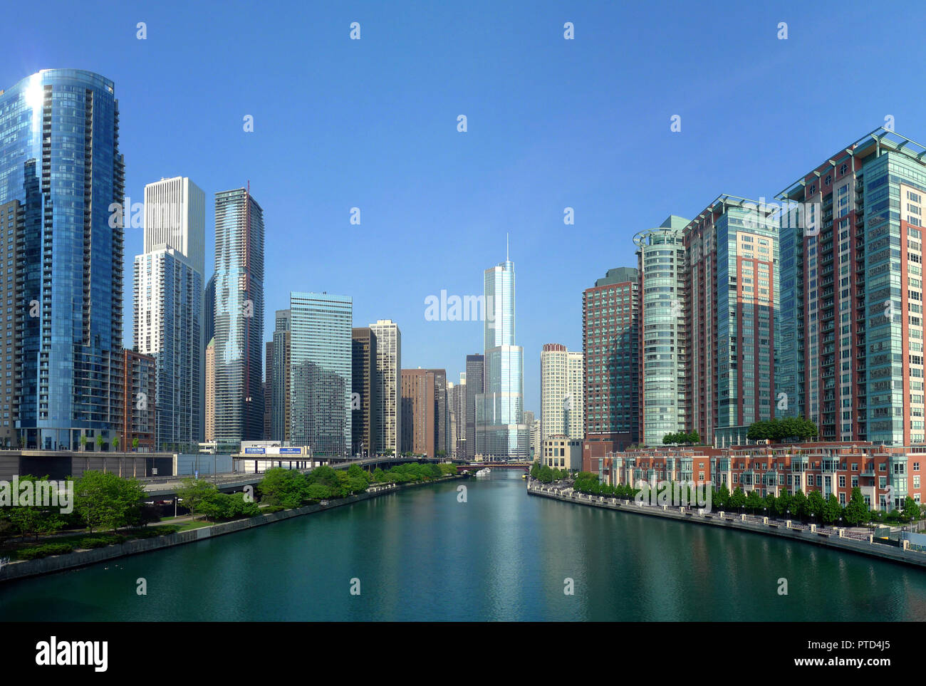 Chicago River Panorama, Illinois, United States of America, Chicago, Middle West, Architecture Capital, Business Center, Skyscrapers, High Rises Stock Photo
