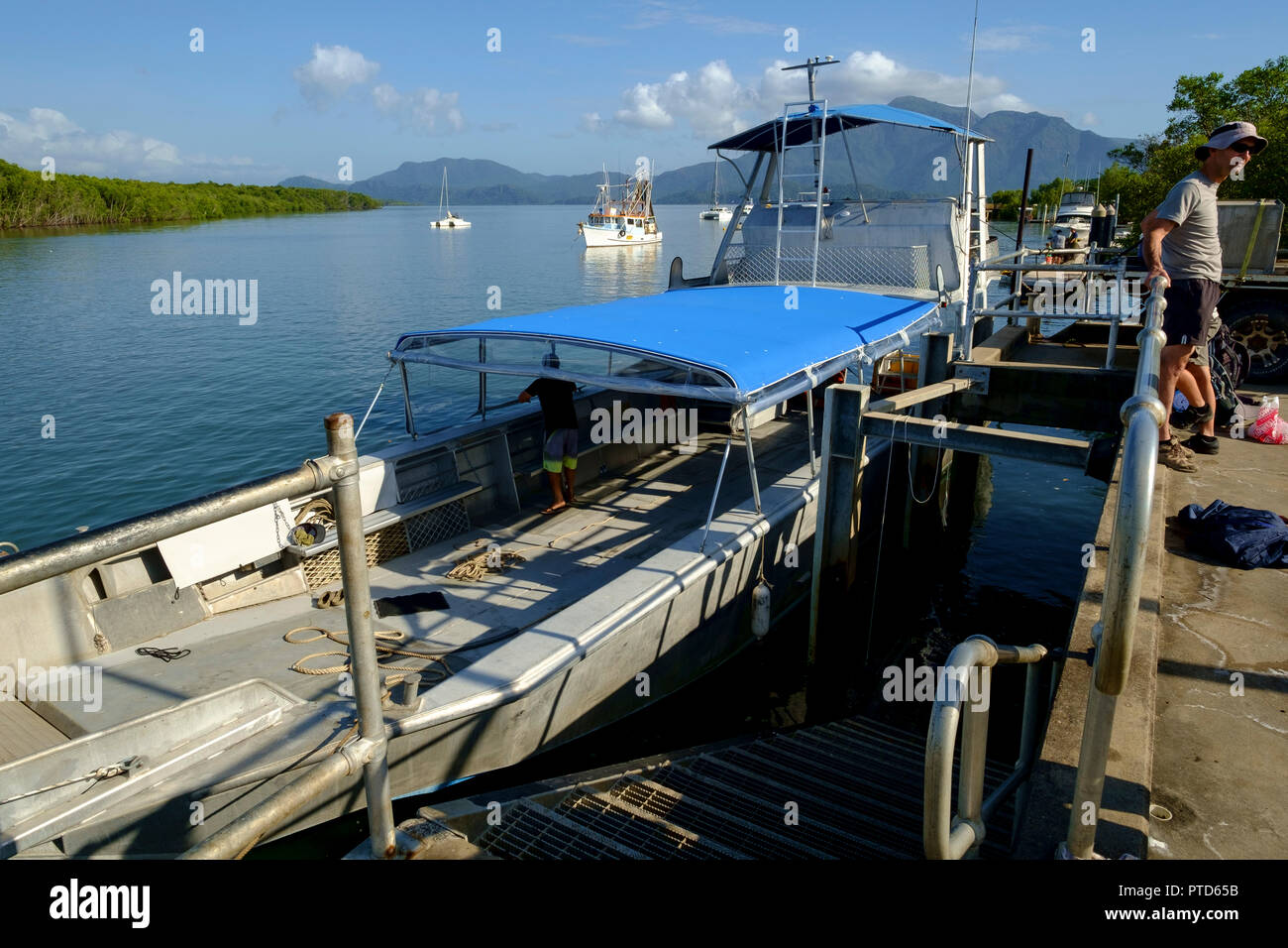 Hinchinbrook Island The Thorsborne Trail At Lucinda Stock Photo Alamy