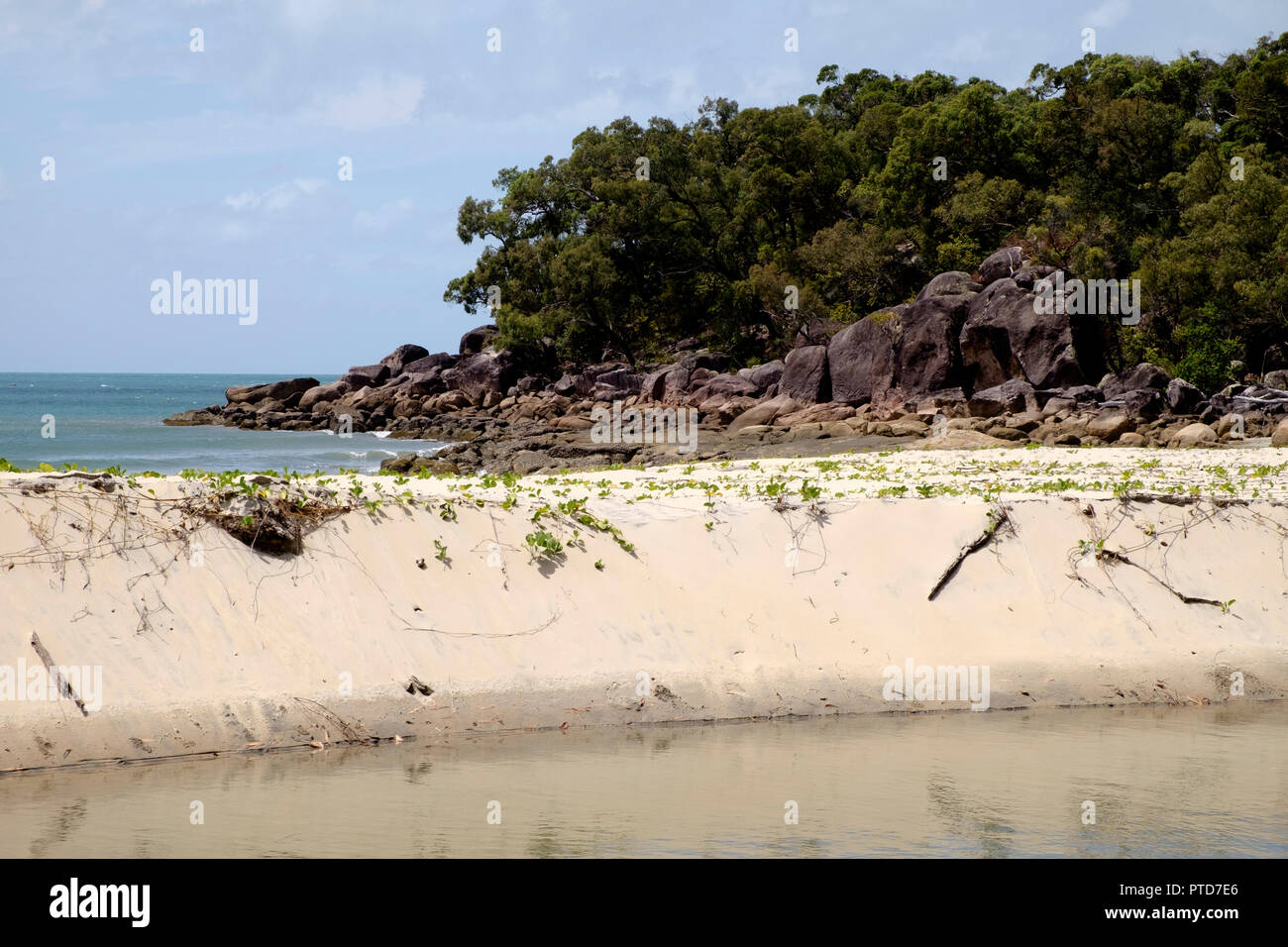 Hinchinbrook Island The Thorsborne Trail Stock Photo Alamy