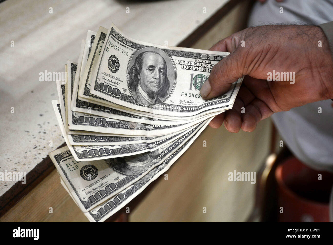 Rawalpindi 9th Oct 2018 A Pakistani Man Shows U S Dollars At A 