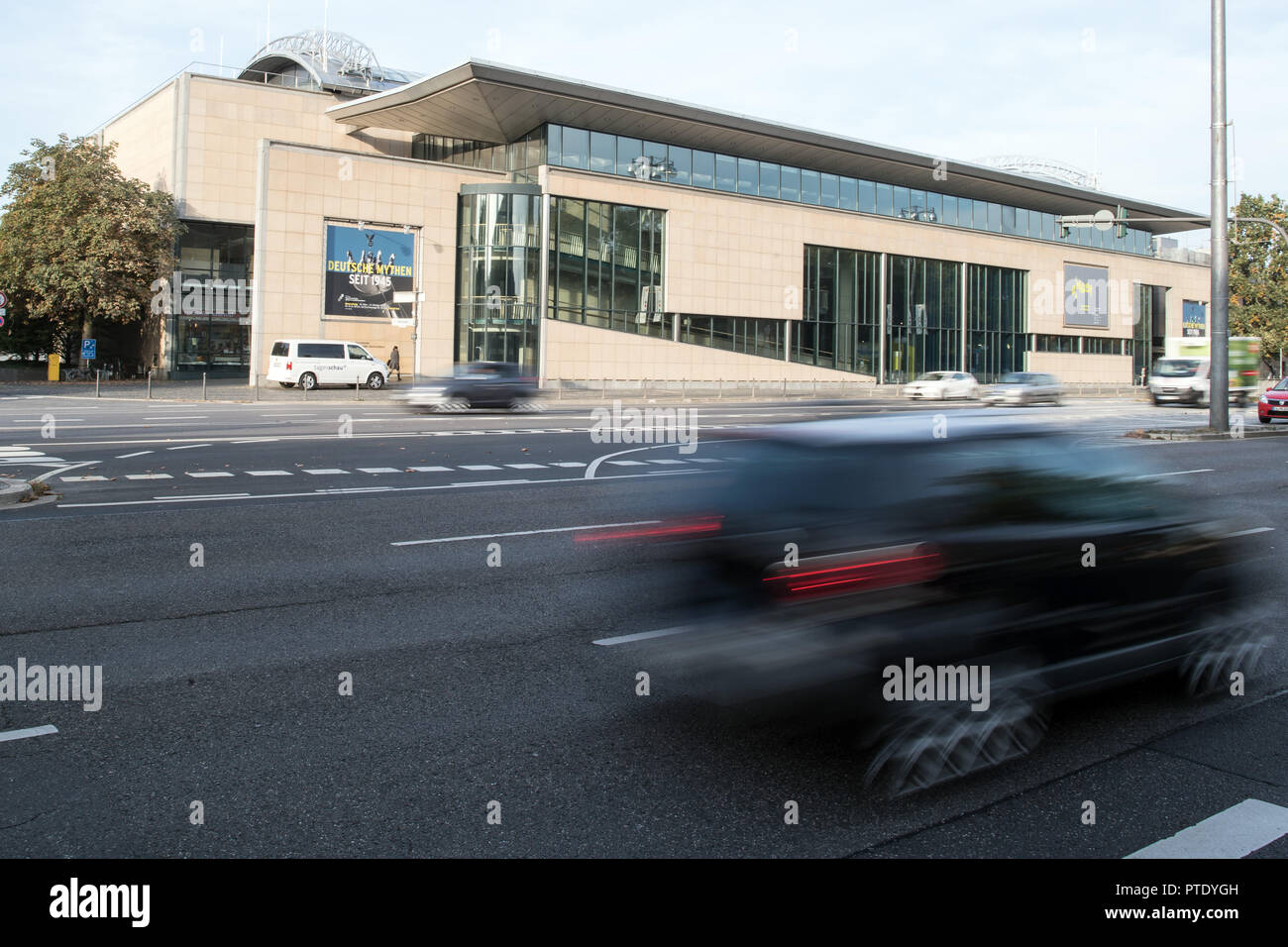 09 October 2018 North Rhine Westphalia Bonn Cars Drive Past The