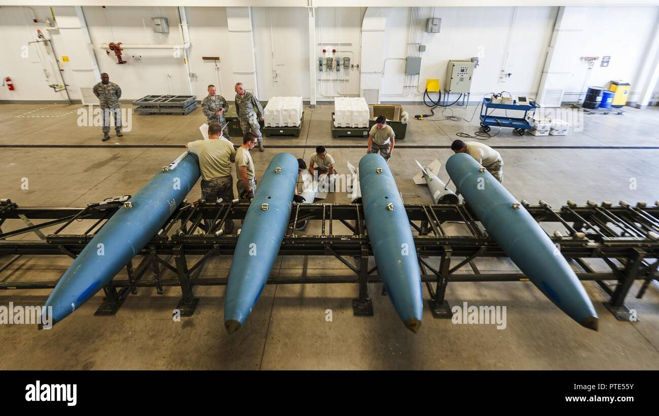 5th Munitions Squadron Hi-res Stock Photography And Images - Alamy