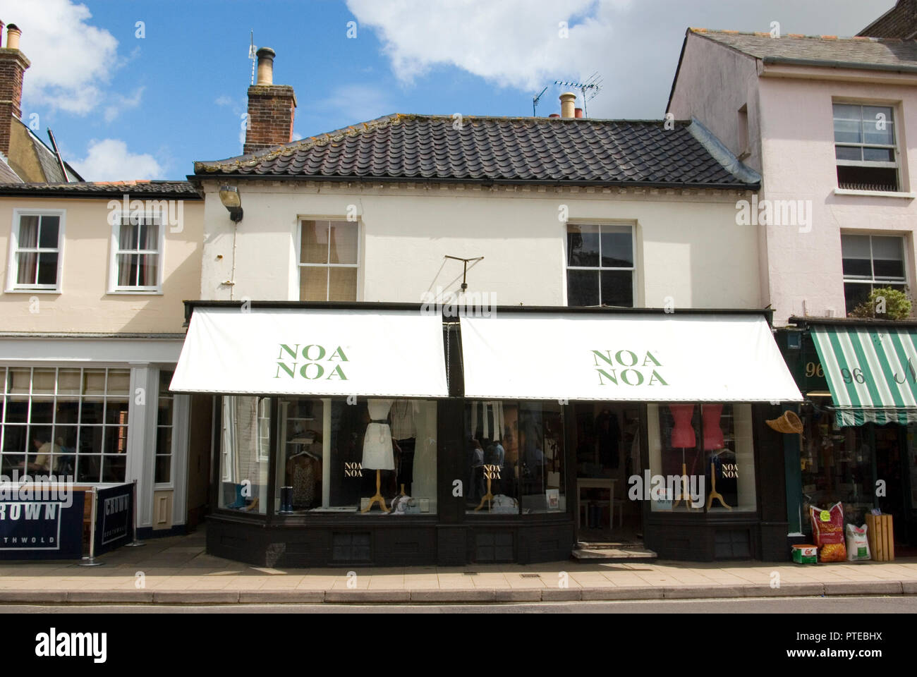 Noa Noa Hi Res Stock Photography And Images Alamy