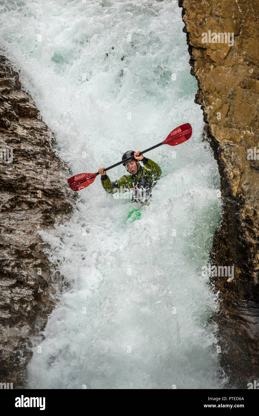 Canada kayaking jasper hires stock photography and images Alamy