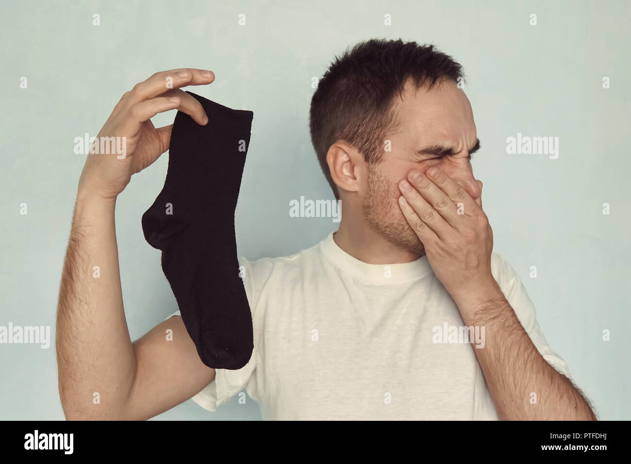 Hold Nose Smell Stock Photos & Hold Nose Smell Stock Images Alamy