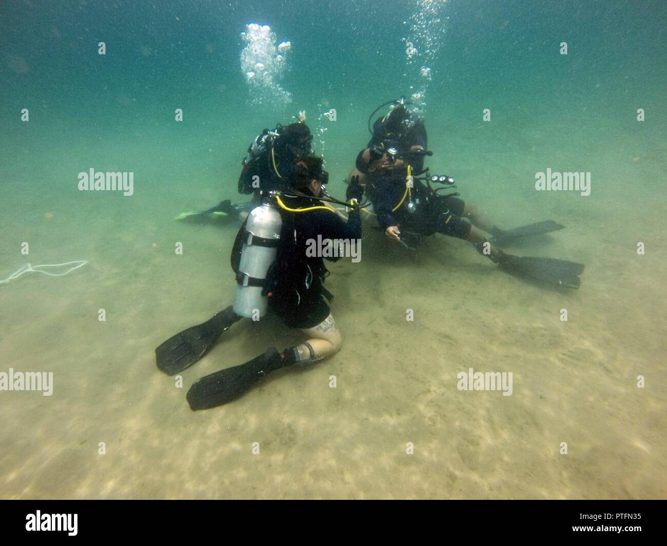 CARIBBEAN SEA (July 27, 2017) Mobile Diving Salvage Unit One (MDSU 1